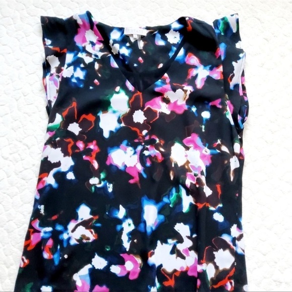 1. State floral mini dress v neck flutter sleeve - Picture 5 of 7
